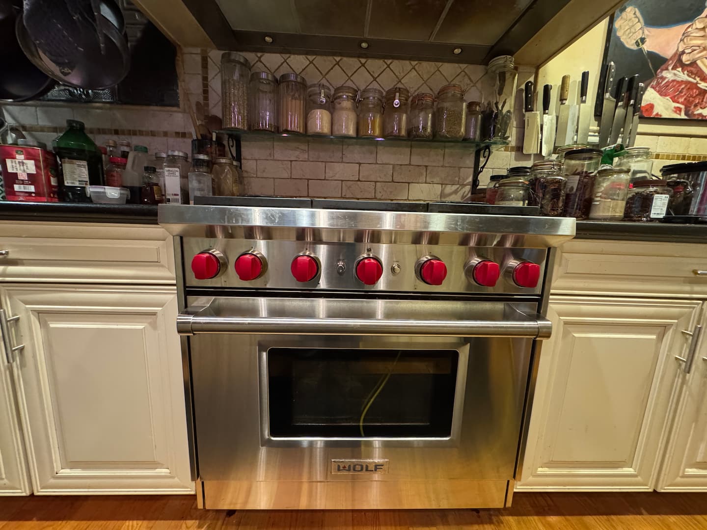 HAXX technician responding to oven repair call