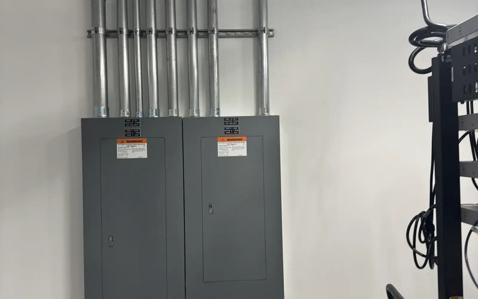 HAXX Server Room Subpanels